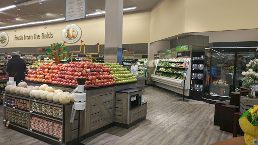 Shopping Mall «Long Gate Shopping Center», reviews and photos, 4814 Hale Haven Dr, Ellicott City, MD 21043, USA