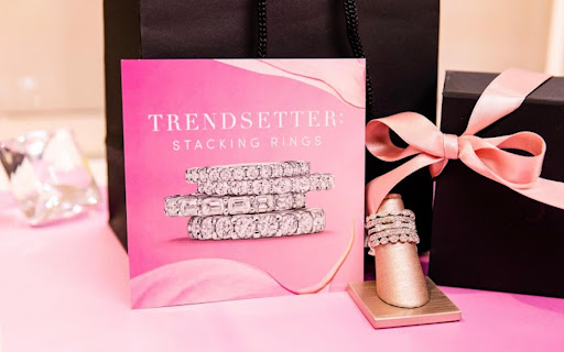 Jewelry Store «Jared The Galleria of Jewelry», reviews and photos, 111 W Reynolds Rd #150, Lexington, KY 40503, USA