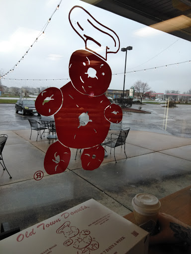 Donut Shop «Old Town Donut Shop», reviews and photos, 3941 Mid Rivers Mall Dr, St Peters, MO 63376, USA