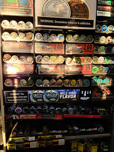 Tobacco Shop «Smoker Friendly / Gasamat», reviews and photos, 2698 S Parker Rd, Aurora, CO 80014, USA