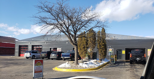 Fast Eddie's Car Wash and Oil Change en Saginaw