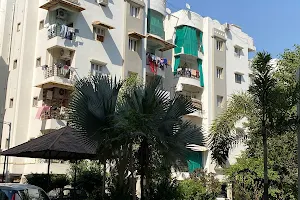 Shree Ratna Apartment image