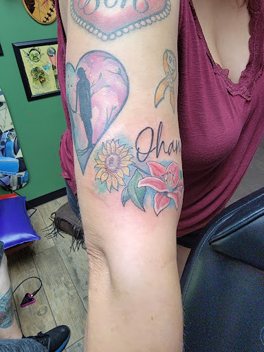 Explore heart tattoo ideas for men, creative tattoo ideas in Oklahoma City, available at Mind Bender Tattoo