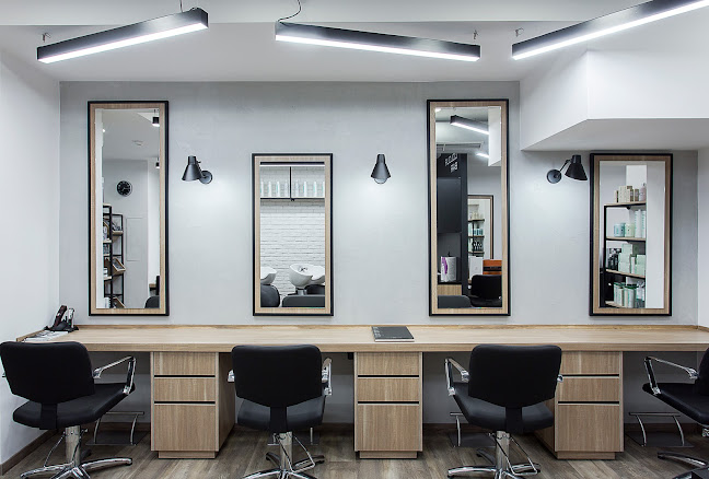 Αξιολογήσεις για το COLOUR MASTΕRS ΚΟΜΜΩΤΗΡΙΟ ΠΕΙΡΑΙΑ - HAIR SALON IN PIRAEUS στην Πειραιάς - Κουρείο