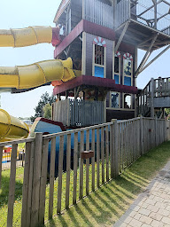 Photo n°54 de Camping Capfun - Hautes Coutures à Bénouville ()