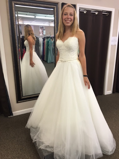 Bridal Shop «Blossoms Bridal», reviews and photos, 15882 Clayton Rd, Ellisville, MO 63011, USA