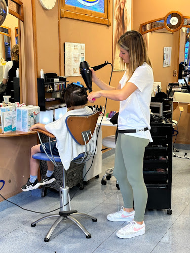 Peluquería Israel Hurtado - Logroño