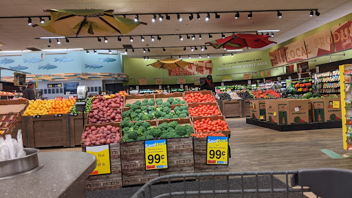 Grocery Store «Hannaford Supermarket», reviews and photos, 107 Wells Plaza, Wells, ME 04090, USA