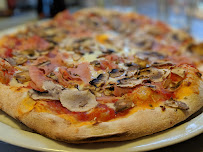 Pizza du Pizzeria Marco Polo & Chalet à Dijon - n°4