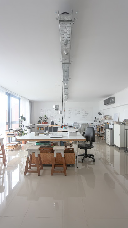 Oficina Ambulante _ Estudio de Arquitectura y Mobiliario