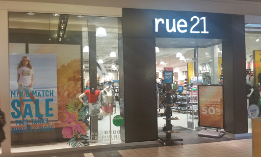 Clothing Store «rue21», reviews and photos, 1532 Spring Hill Ring Rd, West Dundee, IL 60118, USA