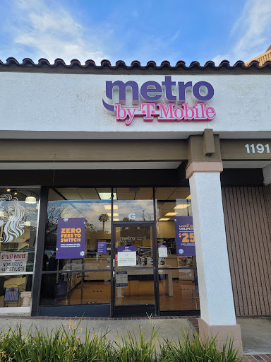 Cell Phone Store «MetroPCS Authorized Dealer», reviews and photos, 1191 Magnolia Ave, Corona, CA 92879, USA