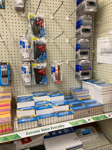 Dollar Store «Dollar Tree», reviews and photos, 148 Smith St, Perth Amboy, NJ 08861, USA