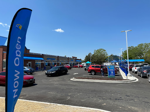 Tsunami Express Car Wash - Oak Creek en Oak Creek