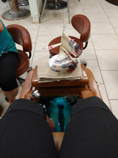 Beauty Salon «Jenny T Hair & Nail Salon», reviews and photos, 400 John F Kennedy Way # 80, Willingboro, NJ 08046, USA