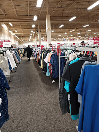 Clothing Store «Burlington Coat Factory», reviews and photos, 287 Washington St, Attleboro, MA 02703, USA