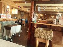 Atmosphère du Restaurant La Chaumière à Font-Romeu-Odeillo-Via - n°17