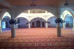 Al-Rahma Mosque image