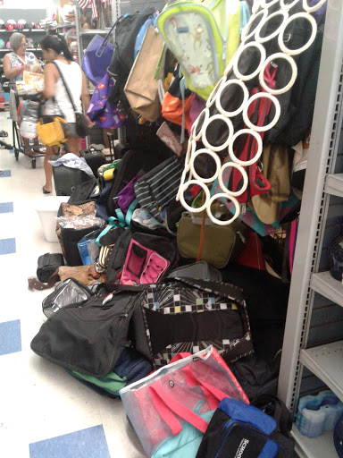 Thrift Store «Goodwill Store & Donation Center», reviews and photos