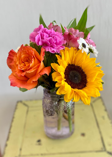 Florist «Carmel Flower Shop», reviews and photos, 1908 US-6, Carmel, NY 10512, USA