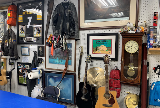 Pawn Shop «Big Dog Pawn & Jewelry of Murray», reviews and photos, 5805 State St, Murray, UT 84107, USA