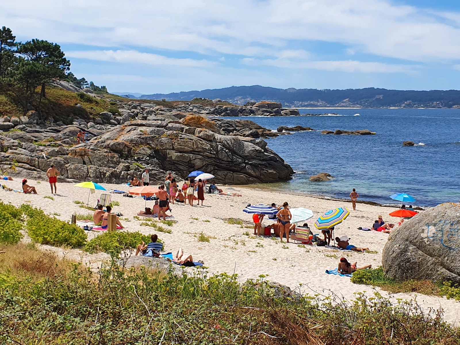 Foto de Praia do Ancoradoiro con cala pequeña