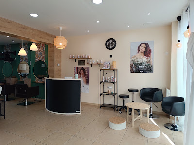 Jennif'hair coiffure mixte à Gournay-en-Bray