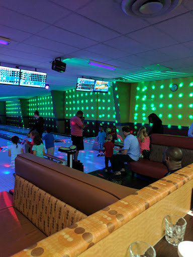 Bowling Alley «North Bowl Lanes», reviews and photos, 71 E Washington St, North Attleborough, MA 02760, USA