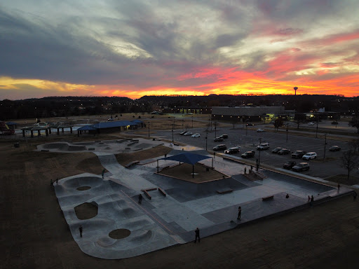 Community Center «NienhuisPark Community Center», reviews and photos, 3201 N 9th St, Broken Arrow, OK 74012, USA