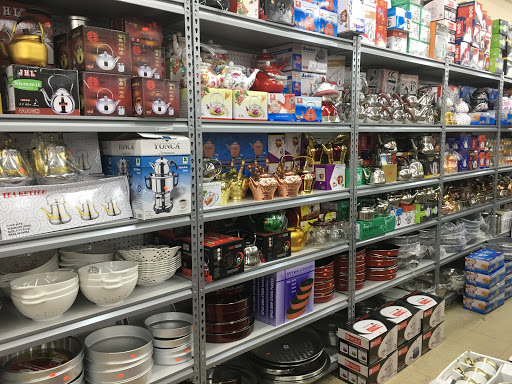 International Halal Supermarket, 5057 Poplar Level Rd #1, Louisville, KY 40219, USA, 