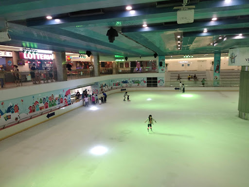 Land mark Vincom ice rink