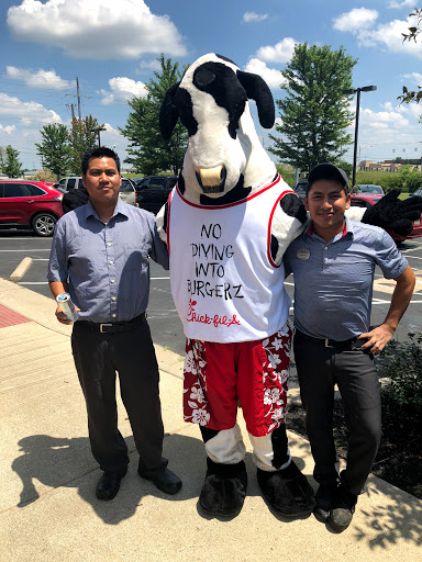 Fast Food Restaurant «Chick-fil-A», reviews and photos, 501 E Kemper Rd, Springdale, OH 45246, USA