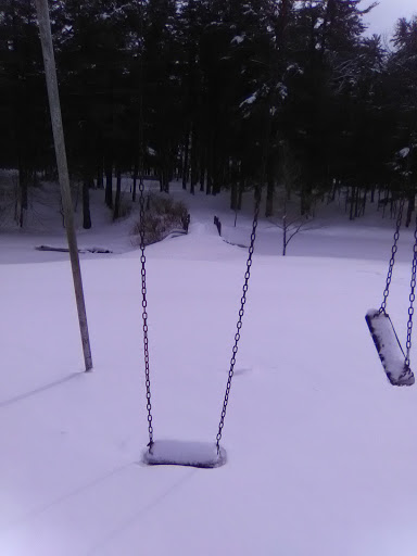 Golf Course «Amesbury Pines Disc Golf Course», reviews and photos, Highland St, Amesbury, MA 01913, USA