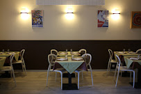 Atmosphère du Restaurant français Lei Cigales à Villecroze - n°11