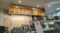 Atmosphère du Restaurant Olympia Kebab à Auxerre - n°5