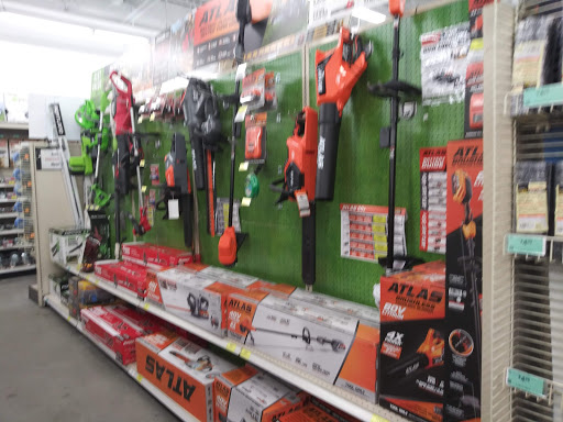 Hardware Store «Harbor Freight Tools», reviews and photos, 2257 Citrus Blvd, Leesburg, FL 34748, USA