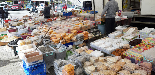 Kapalı Pazar Alanı