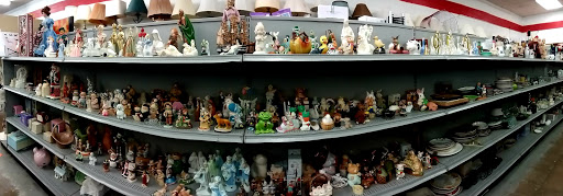 Thrift Store «The Salvation Army Family Store & Donation Center», reviews and photos