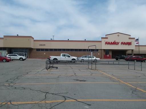 Grocery Store «Family Fare Supermarket», reviews and photos, 1510 Harlan Dr, Bellevue, NE 68005, USA