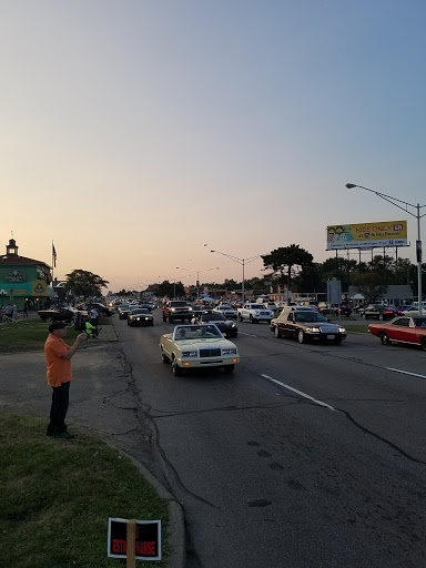 Auto Repair Shop «Mr. Muffler Auto Repair», reviews and photos, 31313 Woodward Ave, Royal Oak, MI 48073, USA