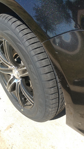 Tire Shop «Discount Tire Store - Keller, TX», reviews and photos, 1701 S Main St, Keller, TX 76248, USA