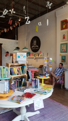 Book Store «The Story Shop», reviews and photos, 124 N Broad St, Monroe, GA 30655, USA