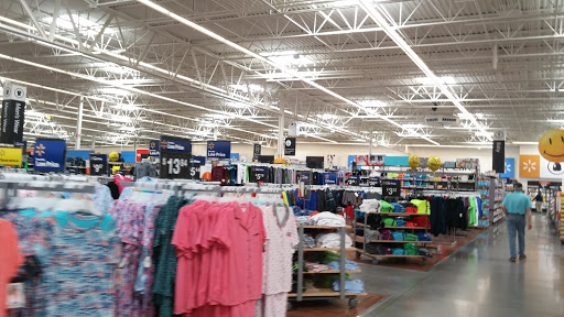 Discount Store «Walmart», reviews and photos, 6501 Veterans Memorial Pkwy, Crestwood, KY 40014, USA