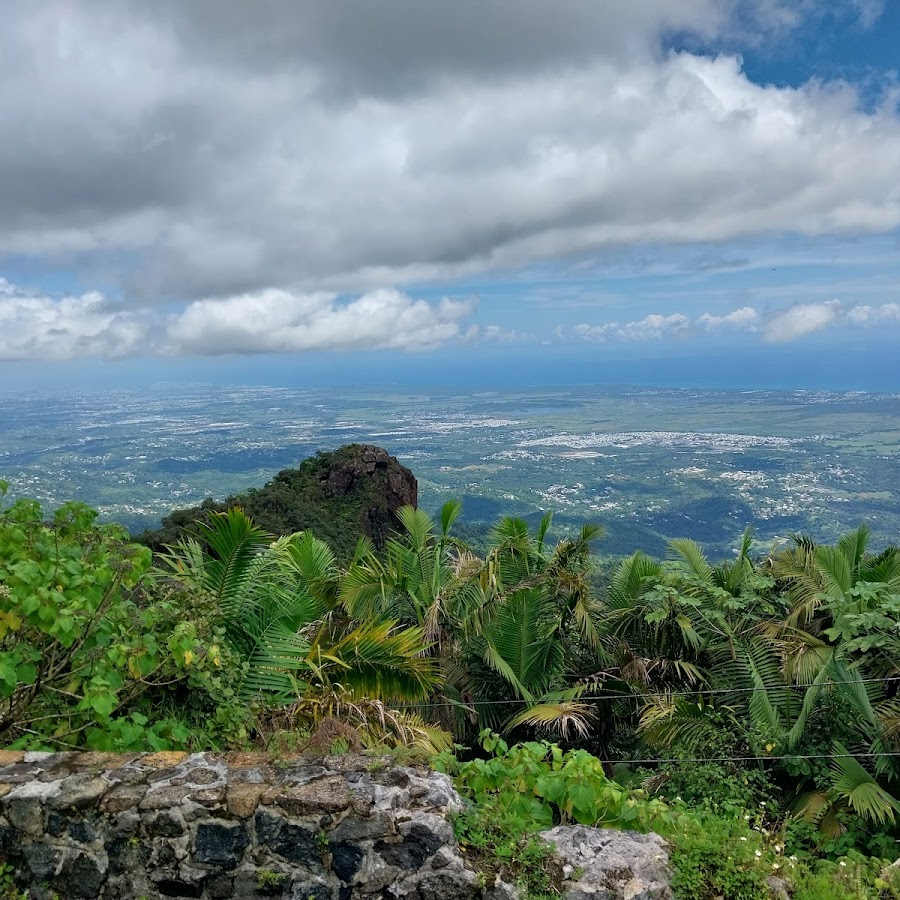 Roca El Yunque