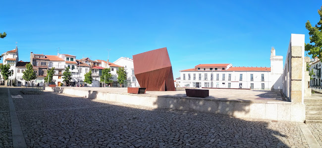 Praça Camões, 5300-252 Bragança