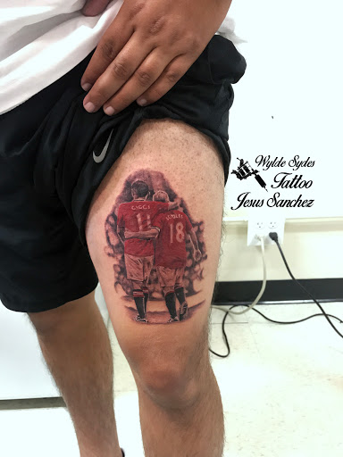 Find harley quinn and poison ivy tattoo ideas for your next unique tattoo in San Diego at Wylde Sydes Tattoo & Body Piercing