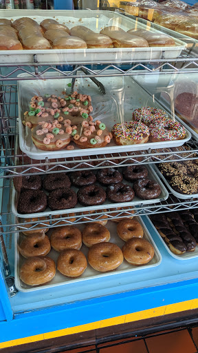 Donut Shop «Heavenly Donuts», reviews and photos, 1915 N Lombard St, Portland, OR 97217, USA