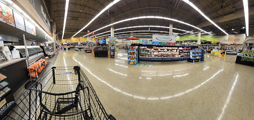 Shopping Mall «Riverpoint Center», reviews and photos, 1730 W Fullerton Ave, Chicago, IL 60614, USA