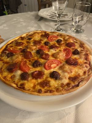 Pizza M à Saint-Georges-du-Vièvre