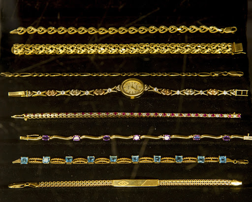 Pawn Shop «Alma School Pawn and Gold», reviews and photos, 752 S Alma School Rd, Mesa, AZ 85210, USA